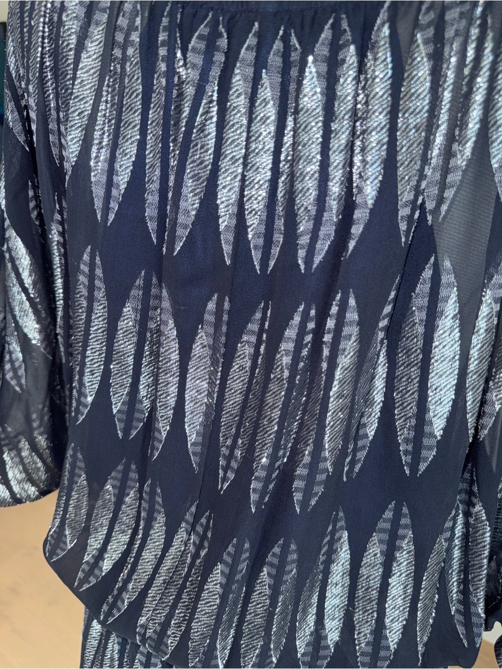 Navy Metallic Leaf-Pattern Long Sleeve Dress - Picture 5 of 9